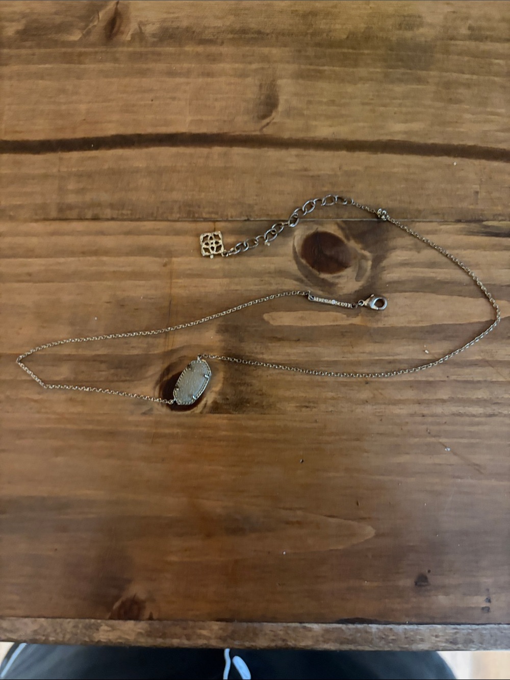 Kendra Scott Silver Oval Pendant Necklace with Mother-of-Pearl